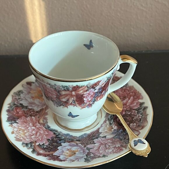 Bradford Exchange Lena Liu greetings teacup,spoon and saucer set for 2 - Picture 4 of 15